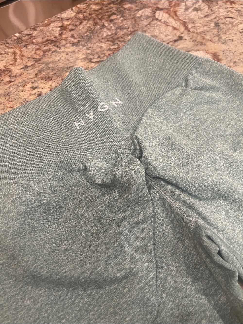 NVGTN Sage Green Scrunch Seamless Leggings S:S - Picture 7 of 8